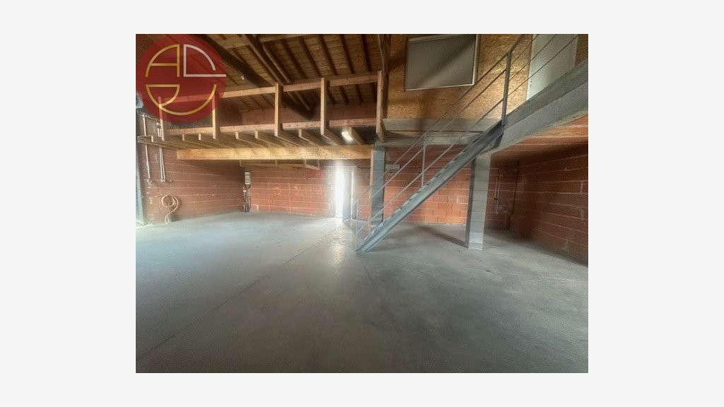Entrepôt à louer 520m² sur 5000m² à Saint-Lys