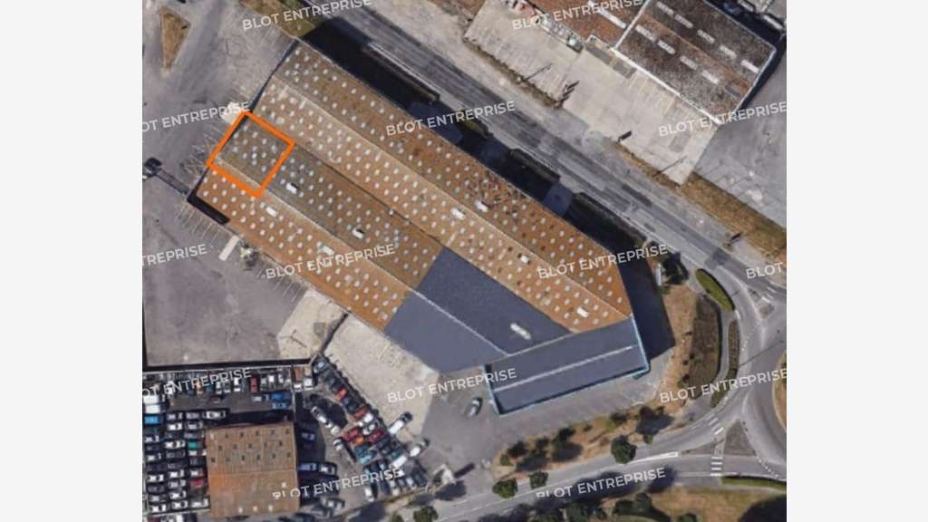 Loue local d'activités 325m² à Saint-Malo ZI Sud
