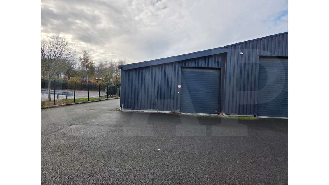 A louer cellule d'activité 175m² à Saint Malo