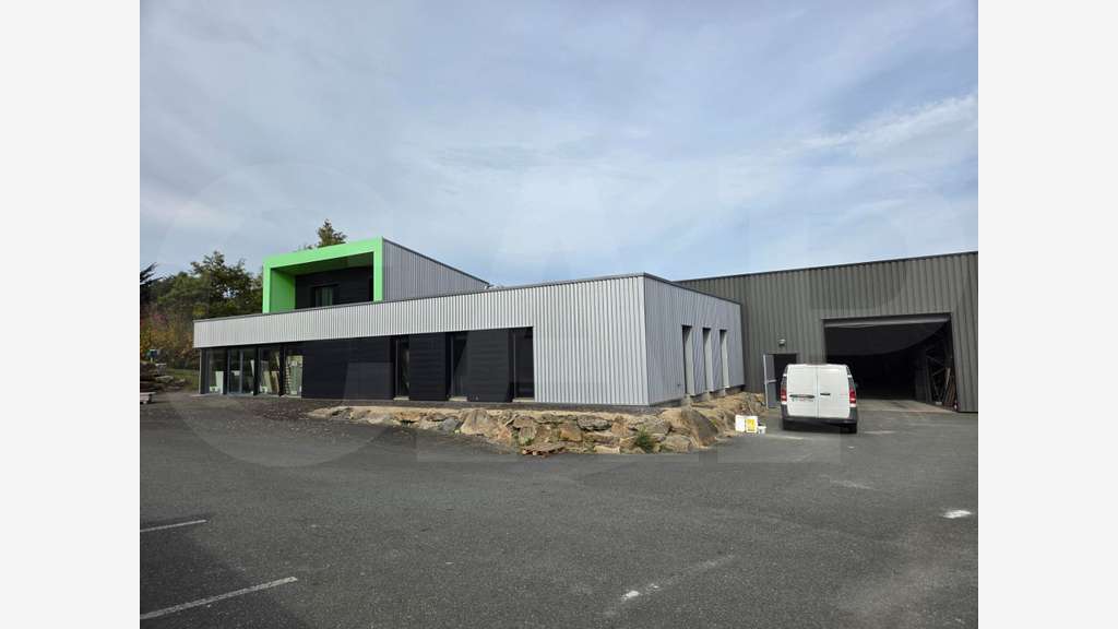 LOCAL D'ACTIVITE - 540m² - SAINT-MALO
