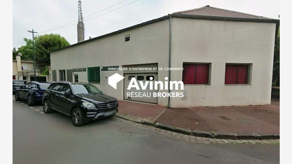 Local d'activité 537m² à louer St-Maur-des-Fossés