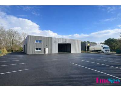 Location Locaux d'activités - Entrepôts à Saint-Médard-en-Jalles