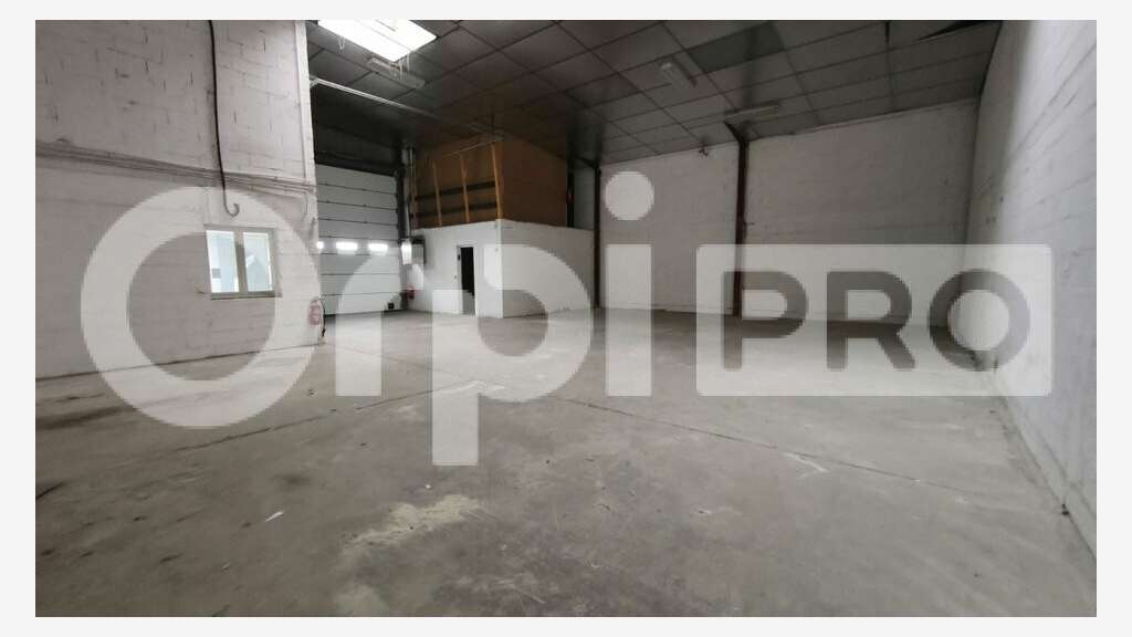 A louer local d'activité 319m² St-Michel-sur-Orge