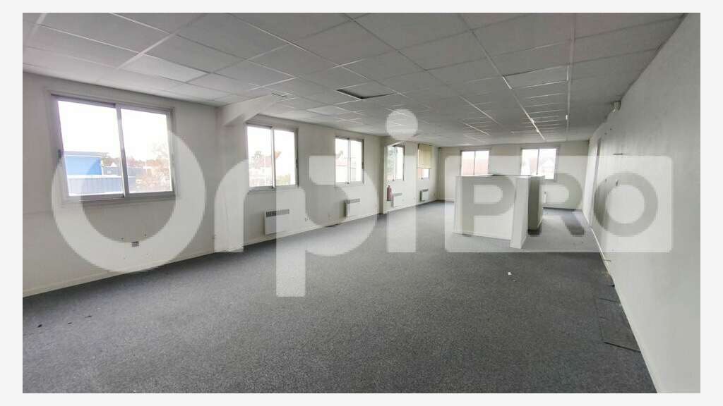 A louer local d'activité 319m² St-Michel-sur-Orge