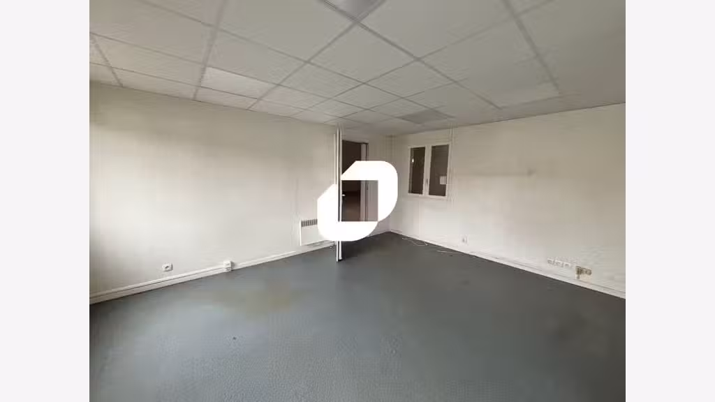  vous propose à la location un local d'act