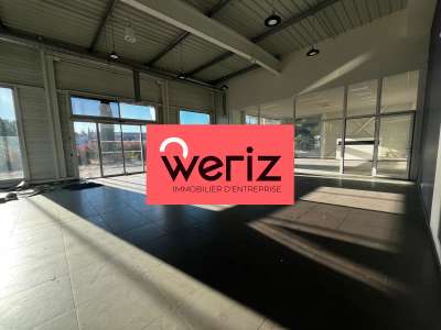 Location Locaux d'activités - Entrepôts à Saint-Mitre-les-Remparts