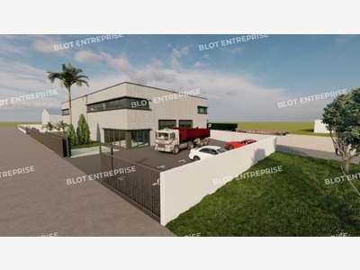 A louer cellule d'activités 180m² à Saint Nazaire