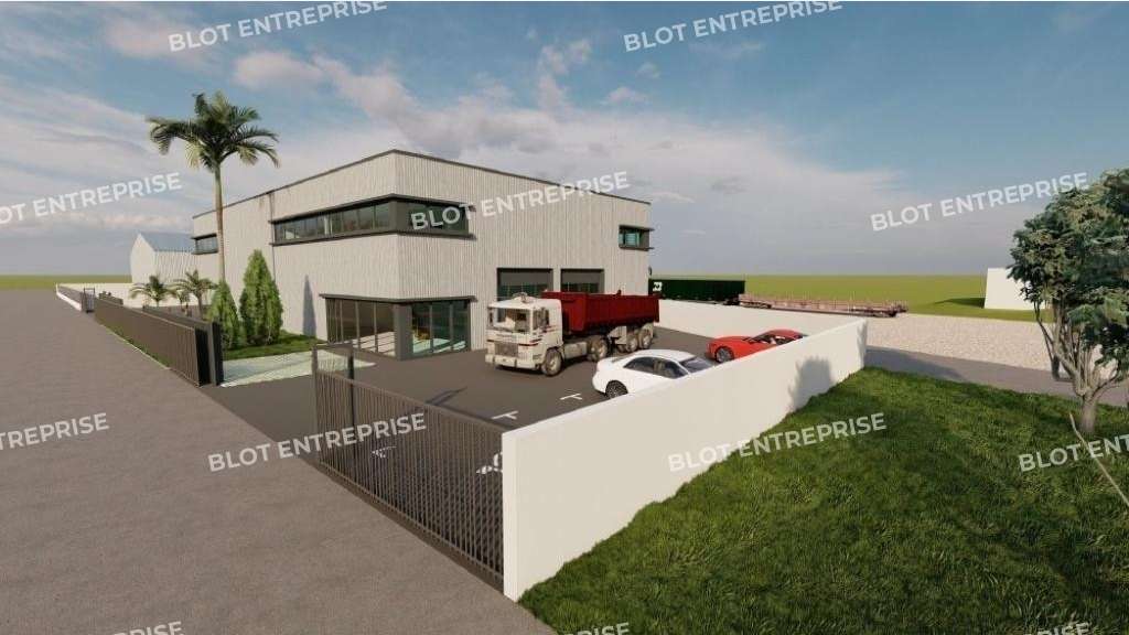 A louer cellule d'activités 206m² à Saint Nazaire