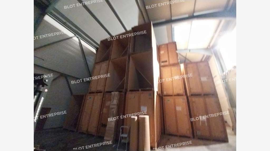 A louer locaux 625m² Saint-Nazaire Zone de Brais