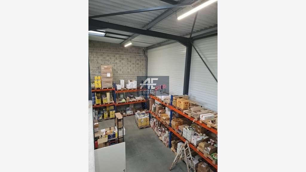 A louer local activité 150m² Saint-Nazaire Brais