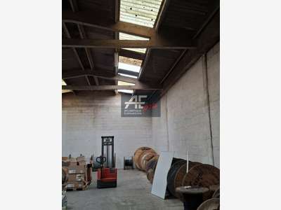 Local d'activités de 200m² à louer à Saint Nazaire