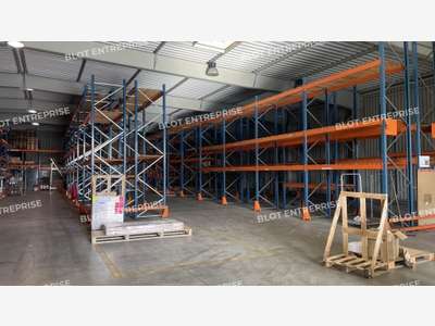 A louer locaux d'activités 660m² Saint-Nazaire