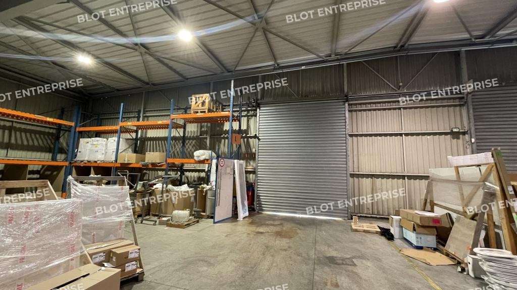 A louer locaux d'activités 660m² Saint-Nazaire