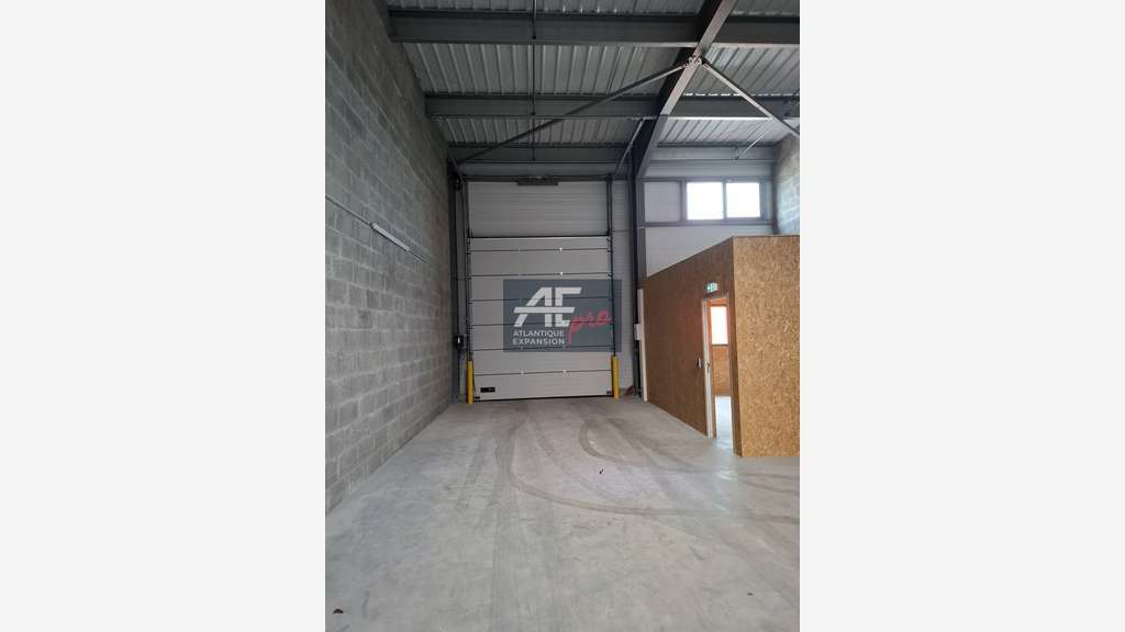A louer local d'activité de 145m² à Saint-Nazaire