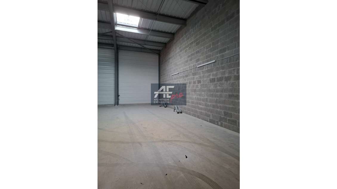 A louer local d'activité de 145m² à Saint-Nazaire