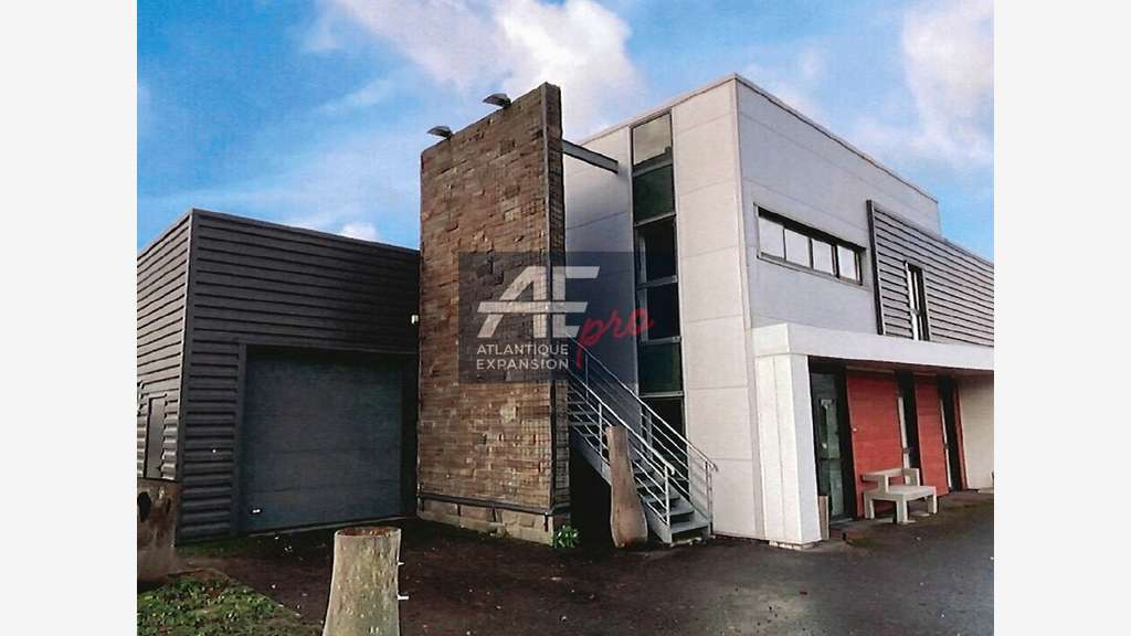 A louer local 651m² Saint-Nazaire empl stratégique