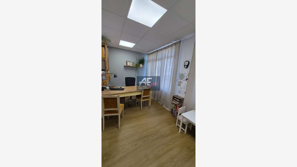 44 - SAINT NAZAIRE - BUREAUX à louer