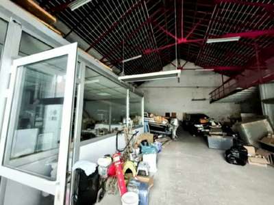 Local d'activité 232m² à louer à Saint-Omer