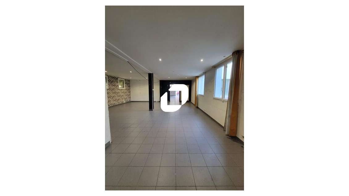 A louer Local d'activité 202m² Saint ouen