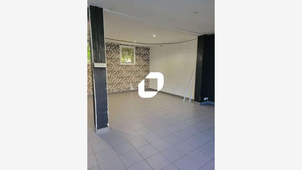 A louer Local d'activité 202m² Saint ouen