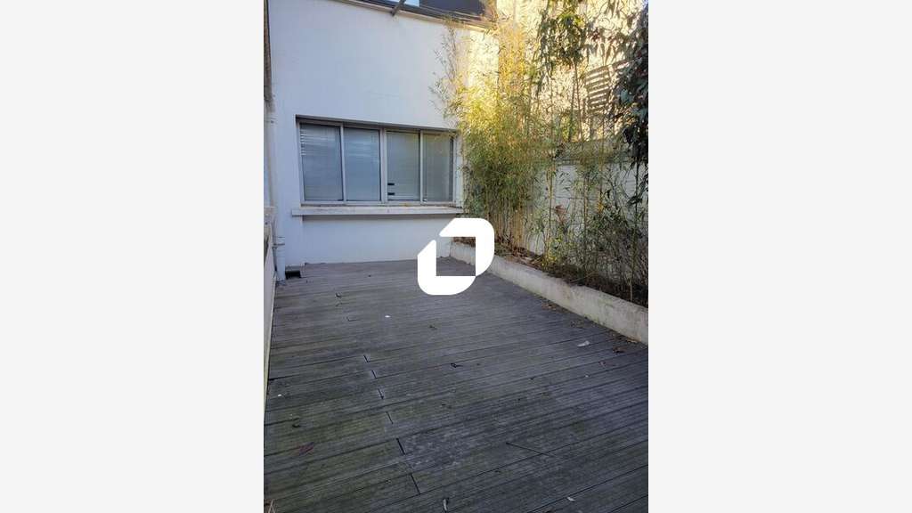 A louer Local d'activité 202m² Saint ouen