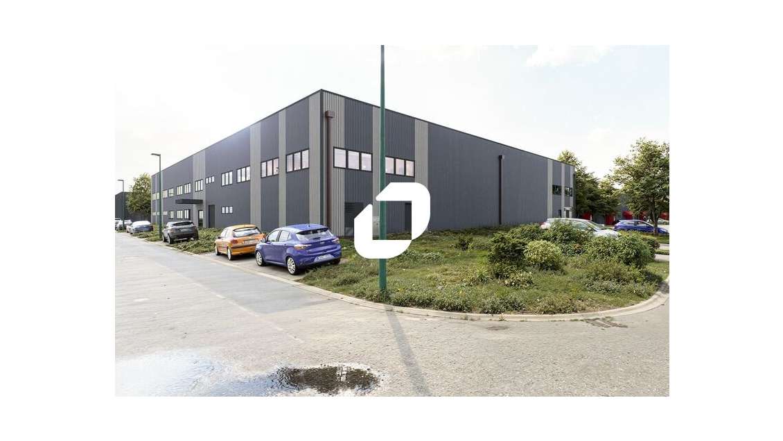 QUAIS ET PORTE SECTIONNELLE