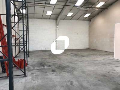 Location Locaux d'activités - Entrepôts à Saint-Ouen-l'Aumône