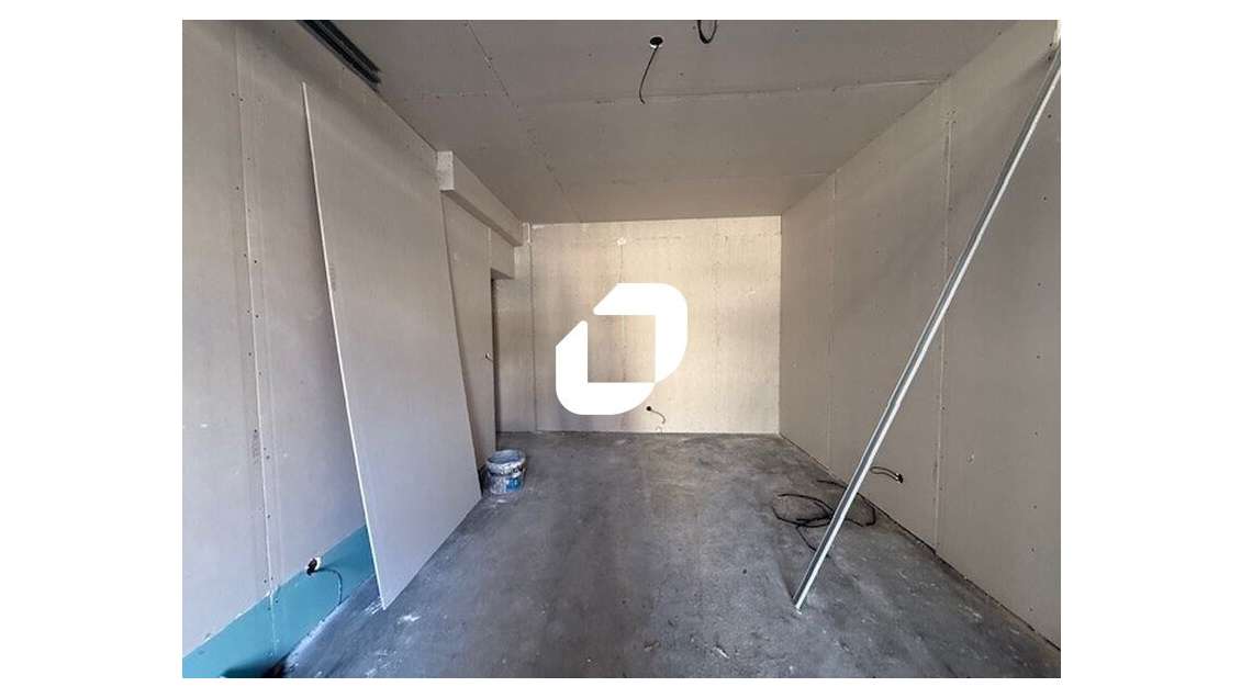 A louer Local d'activité 100m² Saint ouen l'aumone