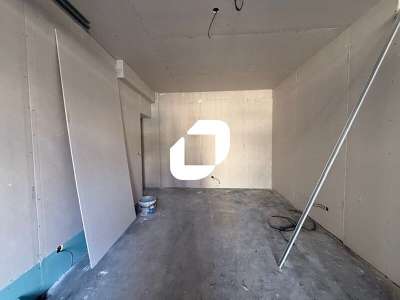 Location Locaux d'activités - Entrepôts à Saint-Ouen-l'Aumône