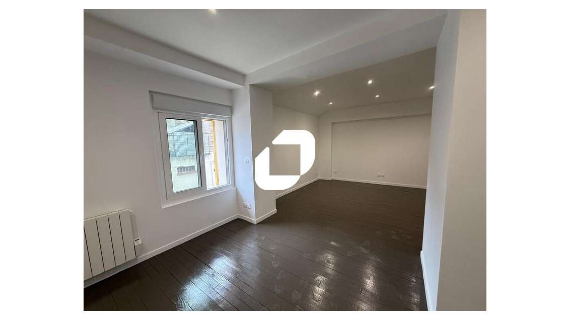 A louer Local d'activité 75m² Saint ouen l'aumone
