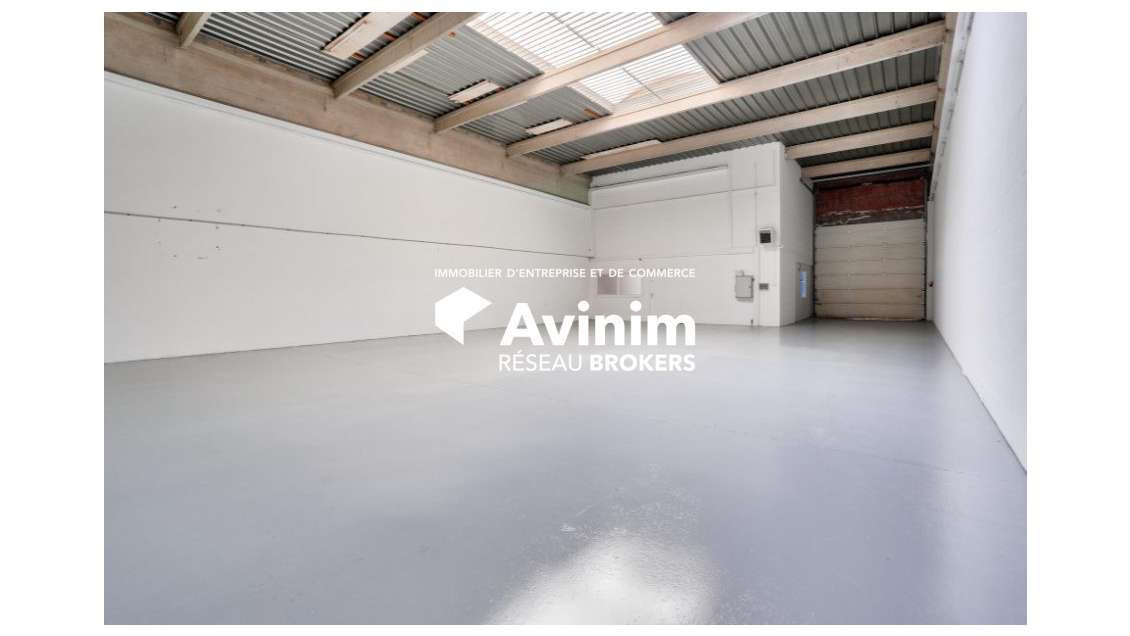 A louer entrepôt 170m² rénové Saint-Ouen-l'Aumône