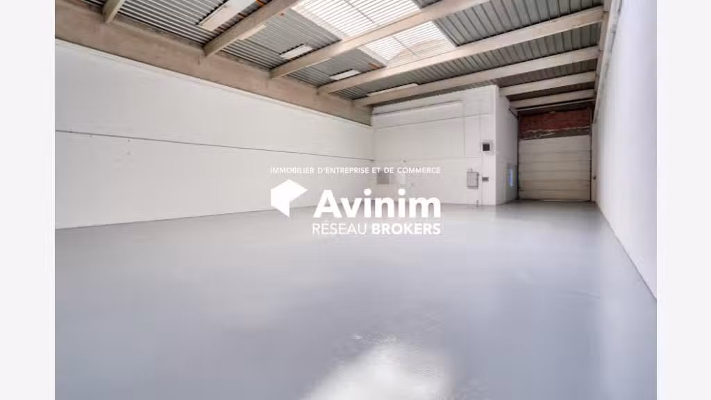 A louer entrepôt 165m² à Saint-Ouen-l'Aumône