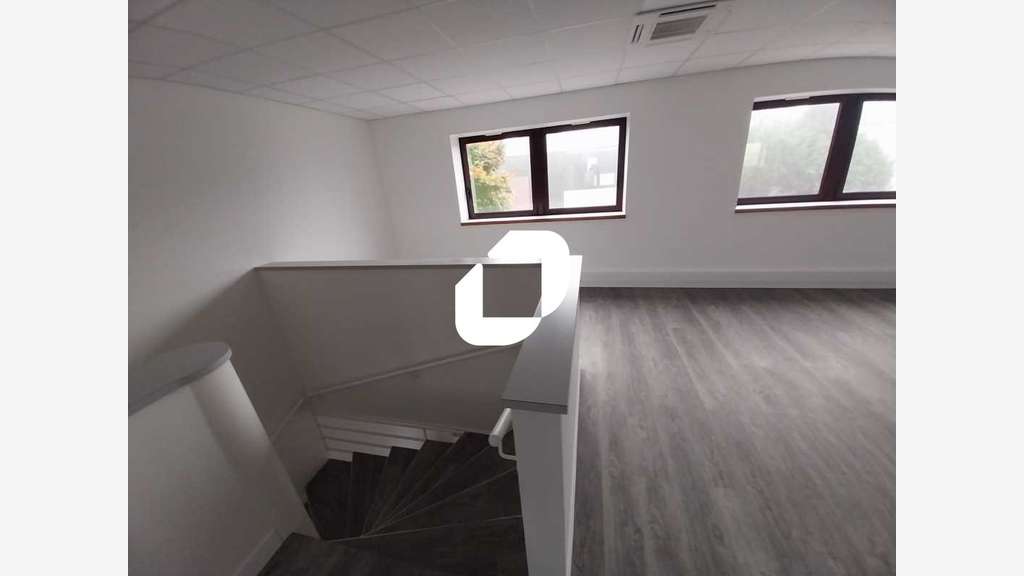 A louer Local d'activité 480m² Saint ouen l'aumone