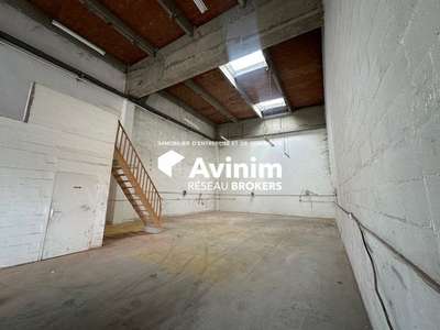 A louer Local d'activités / Entrepôt, 190 m²