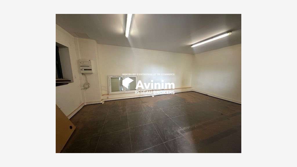 A louer Local d'activités / Entrepôt, 190 m²