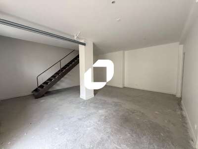 A louer Local d'activité 275m² Saint ouen l'aumone