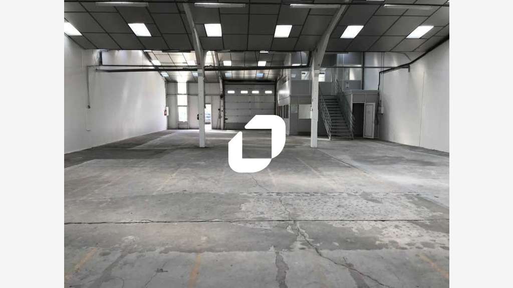 A louer Local d'activité 150m² Saint ouen l'aumone