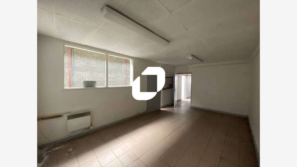 A louer Local d'activité 798m² Saint ouen l'aumone
