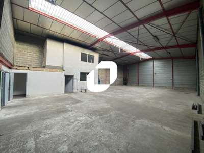 A louer Local d'activité 798m² Saint ouen l'aumone