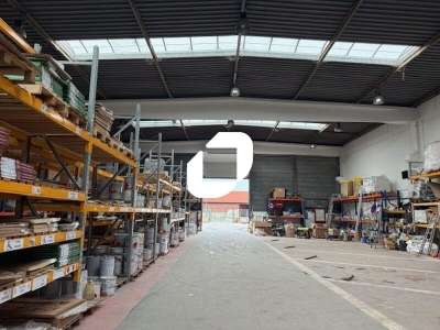 A louer Local d'activité 851m² Saint ouen l'aumone
