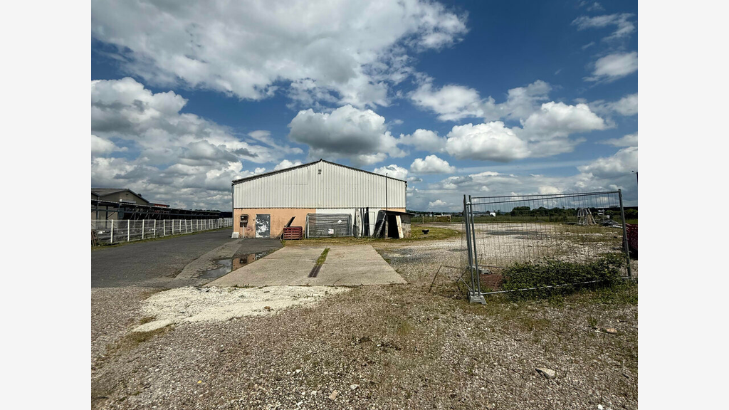 Local d'activité à louer 440m² à Brive Laroche