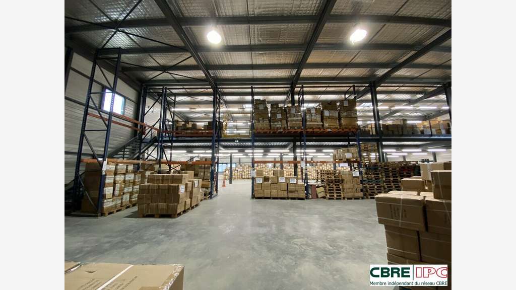 Location local d'activités 825m² St-Paul-lès-Dax