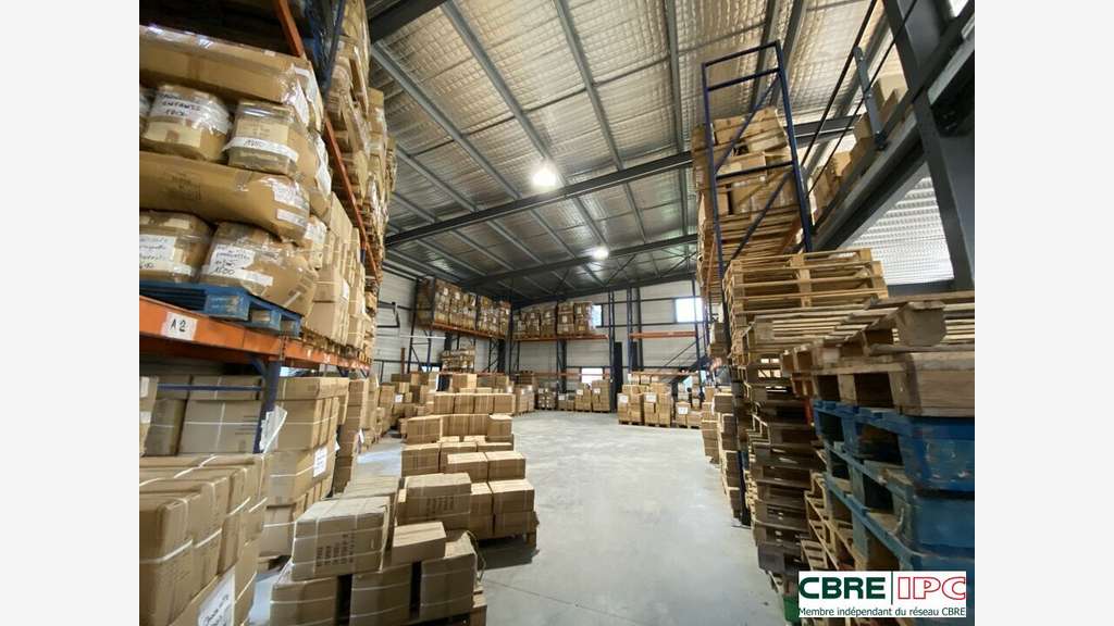 Location local d'activités 825m² St-Paul-lès-Dax
