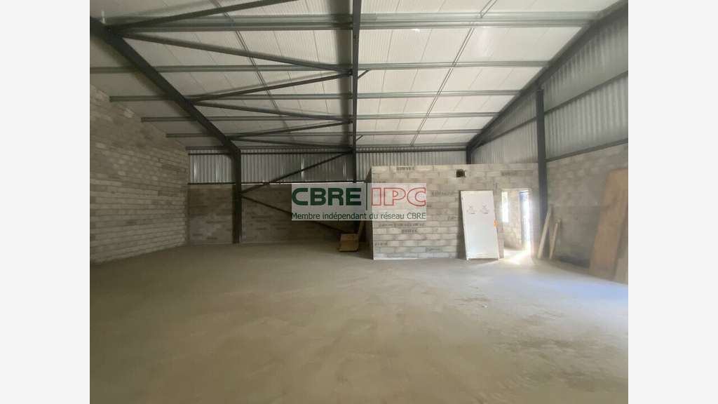 LOCATION - REF : 8467YA
