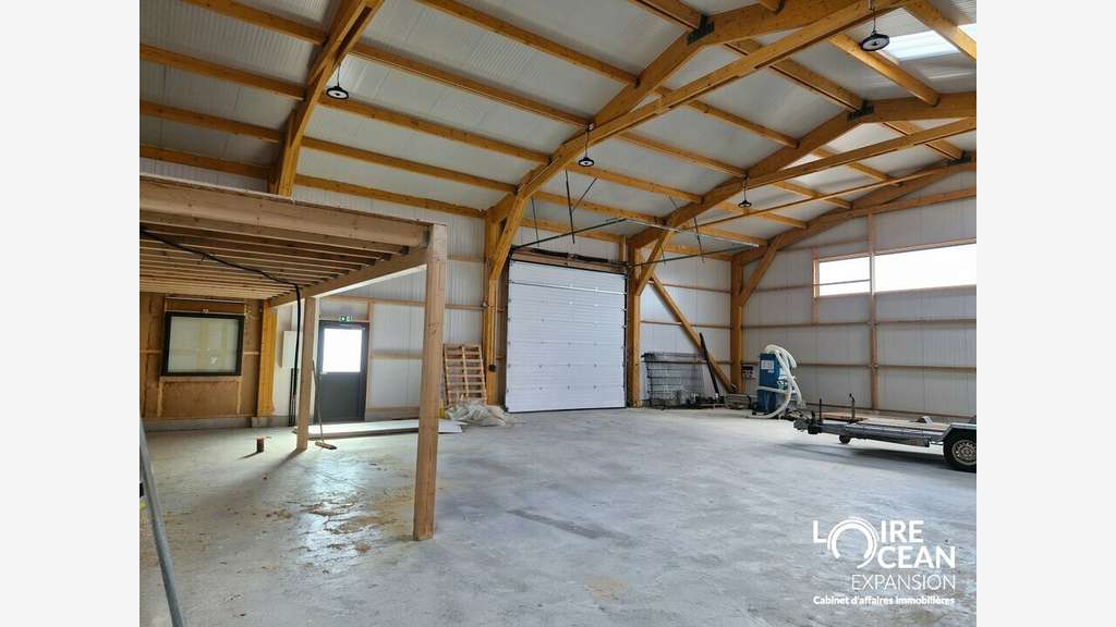 Local d'activité 290m² à louer Saint Pere en Retz