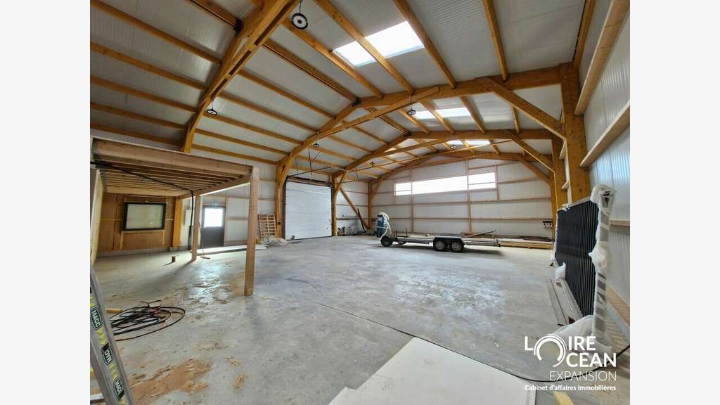 Local d'activité 290m² à louer Saint Pere en Retz