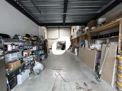 Location Locaux d'activités - Entrepôts à Saint-Pierre-du-Perray