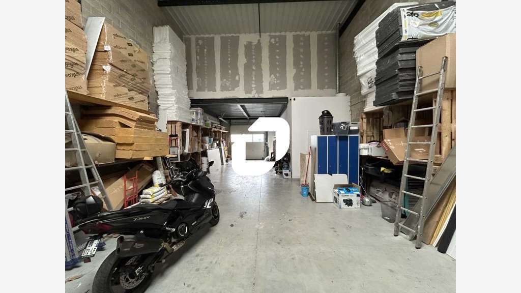 Situé dans la zone de la clé de Saint Pierre, à pr