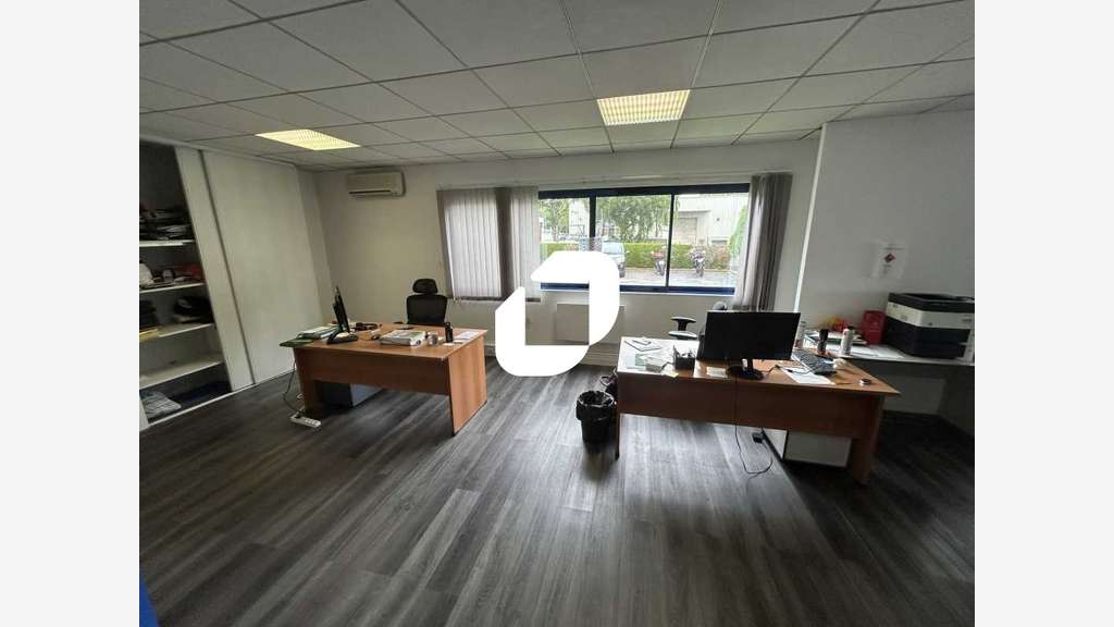 BATIMENT INDEPENDANT A LOUER