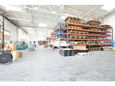 Location Locaux d'activités - Entrepôts à Saint-Priest